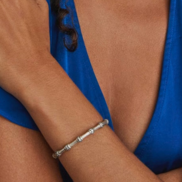 KENDRA SCOTT Maura Vintage Silver Bamboo Cuff Bracelet In White Crystal - Picture 2 of 5